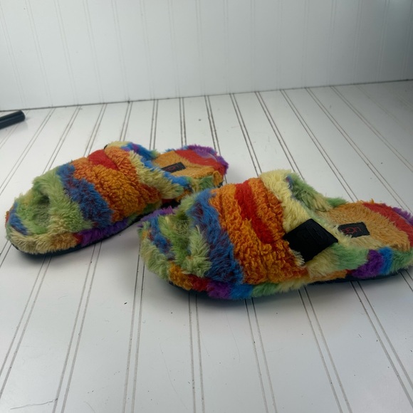 UGG Rainbow Fuzzy Slide Slippers Size 9.5- 10 - Picture 4 of 9